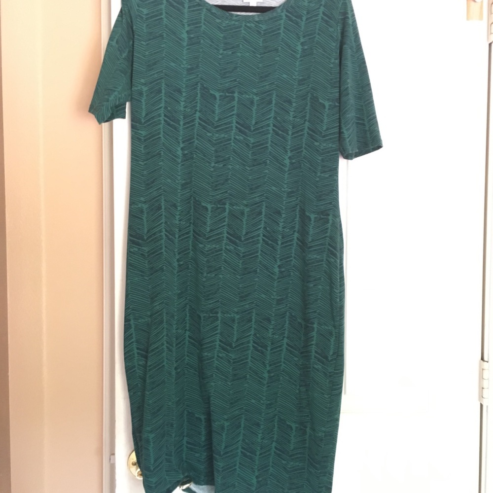 XL green and navy patterned LuLaRoe Julia